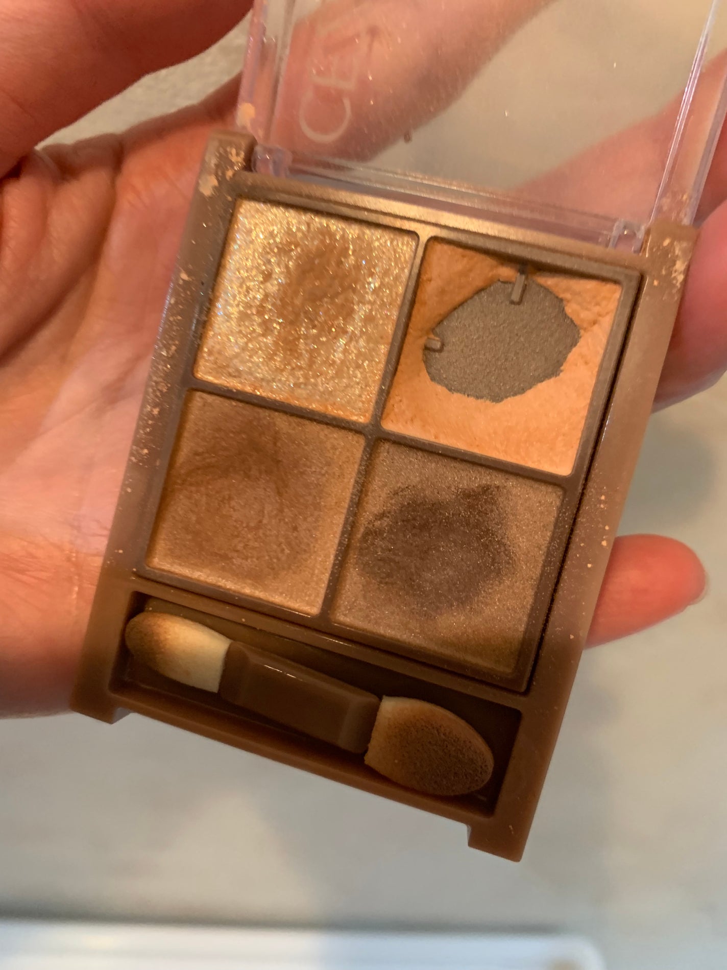 ビタートーンアイシャドウ/CEZANNE/パウダーアイシャドウを使ったクチコミ(3枚目)