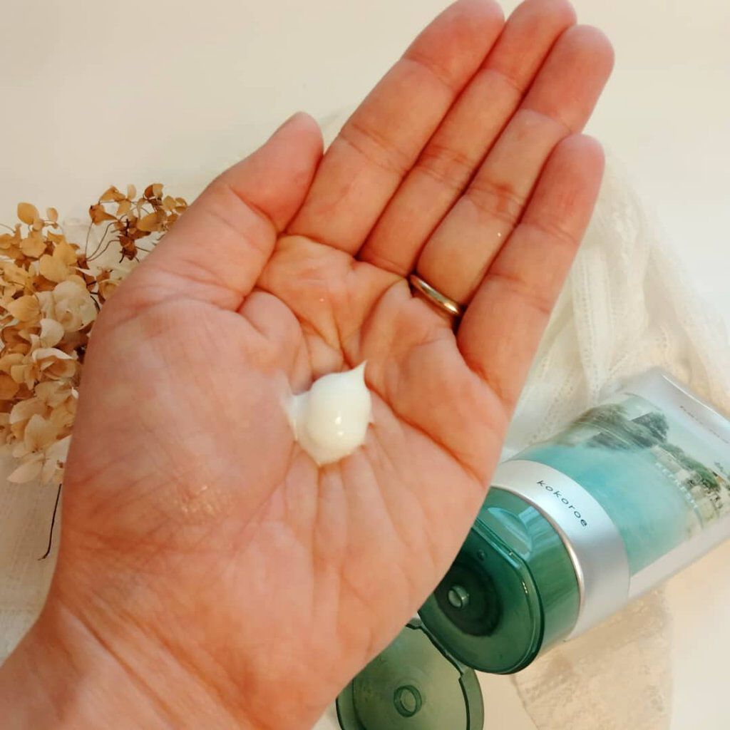 髪がうるおう精油ヘアマスク しっとり /kokoroe/ヘアマスク・ヘアパックを使ったクチコミ（2枚目）