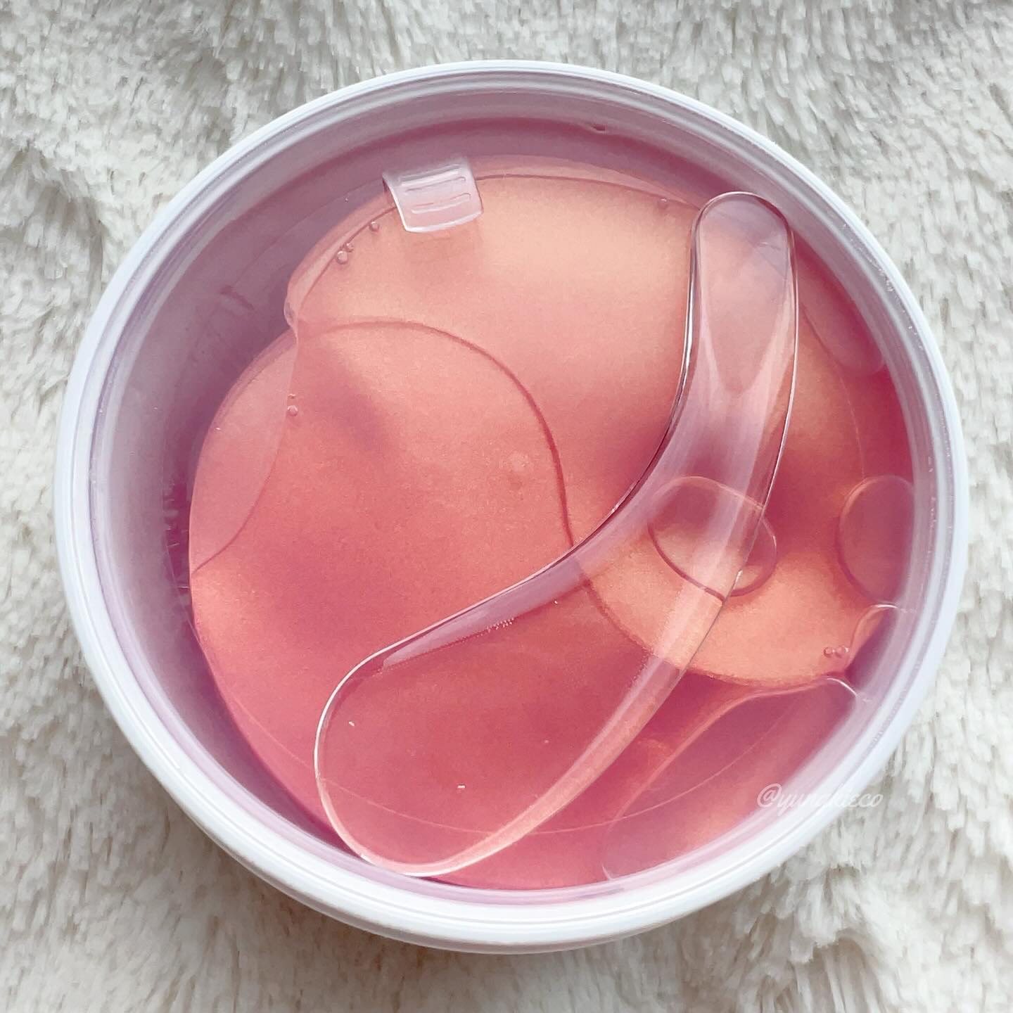 misoli Retinol & Collagen Hydrogel Eye Patches/misoli/シートマスク・パックを使ったクチコミ（2枚目）