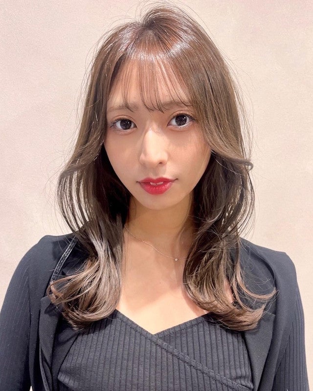面長さんに似合う前髪って?特徴を活かした前髪あり・なし別おすすめスタイル10選のサムネイル