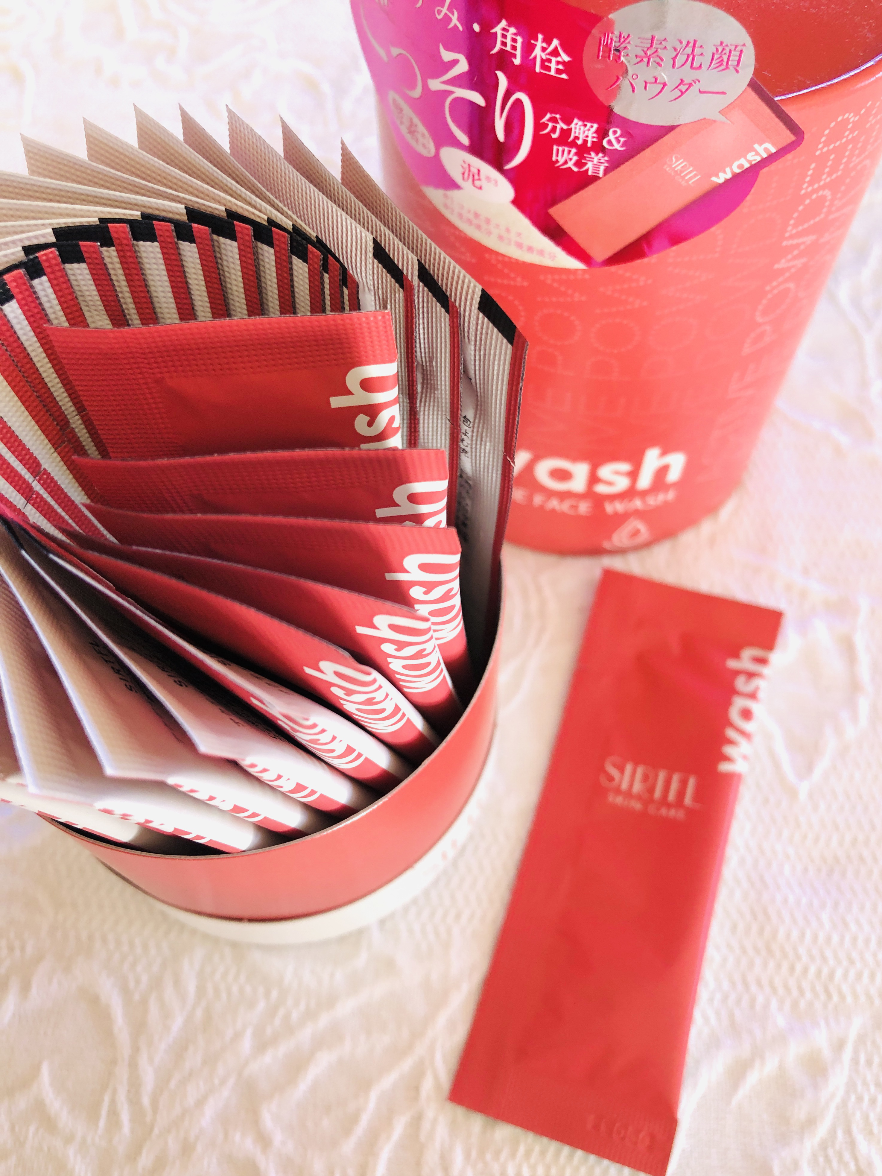 アクティブパウダークレイ酵素洗顔/SIRTFL/洗顔パウダーを使ったクチコミ（1枚目）