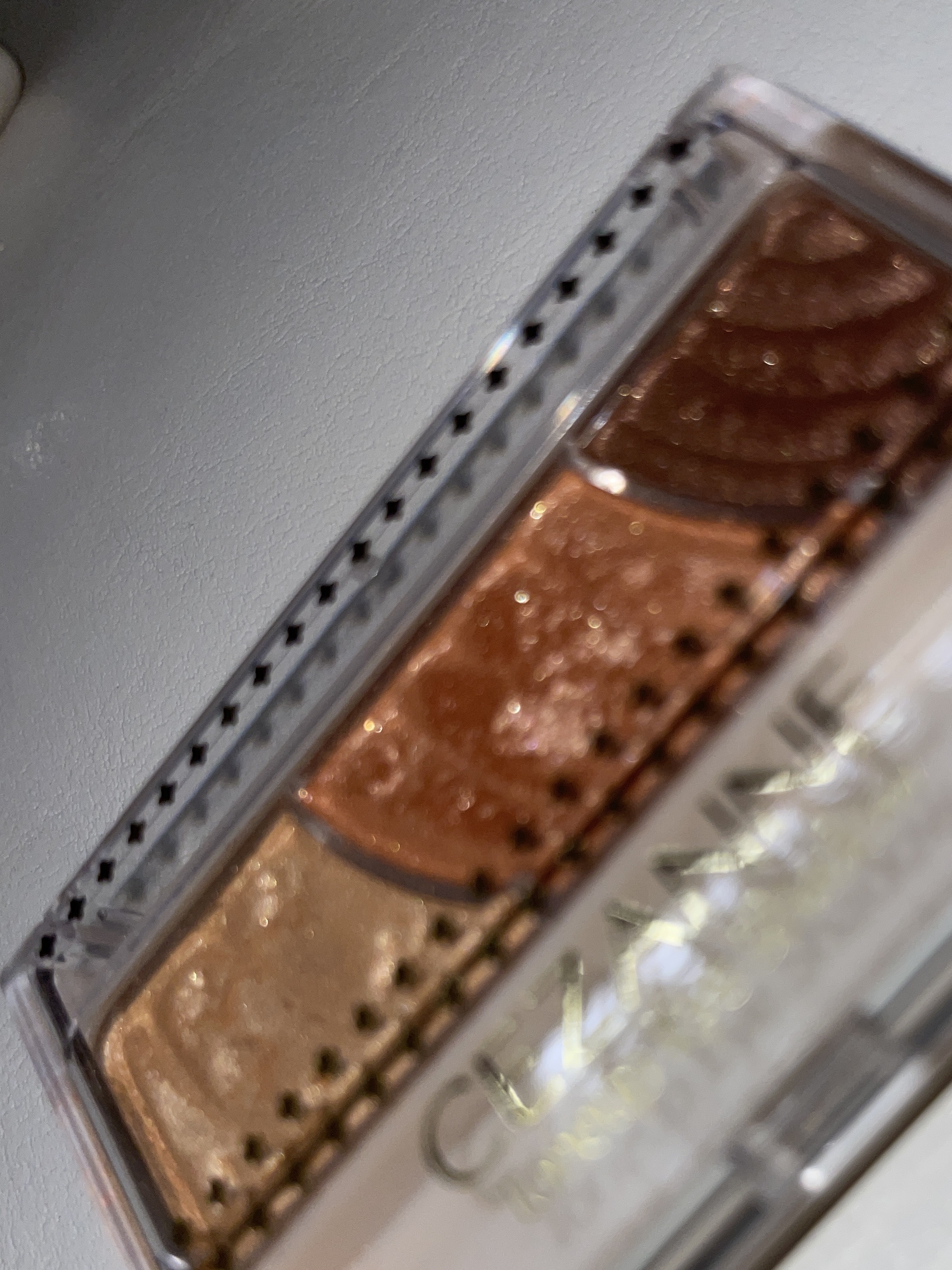 トーンアップアイシャドウ/CEZANNE/アイシャドウパレットを使ったクチコミ（1枚目）