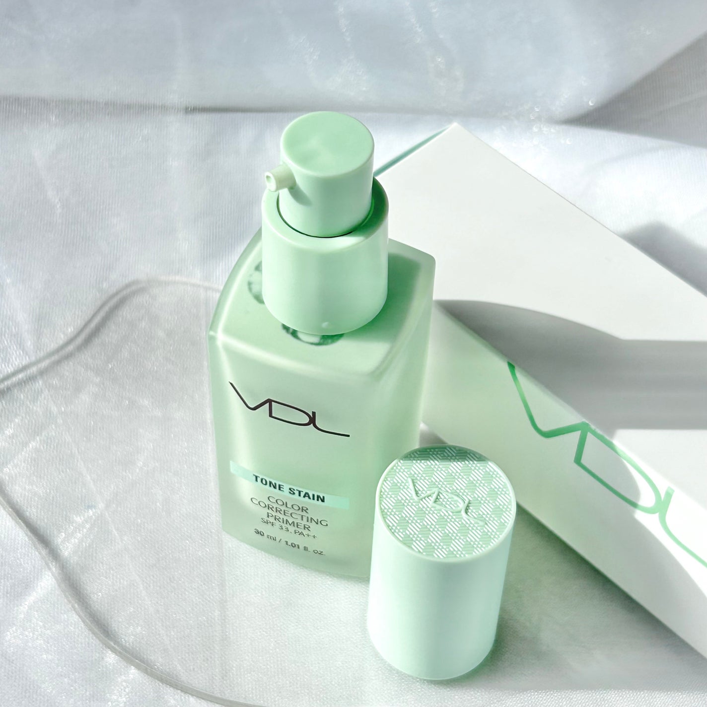 トーンステインカラーコレクティングプライマー/VDL/化粧下地を使ったクチコミ(3枚目)