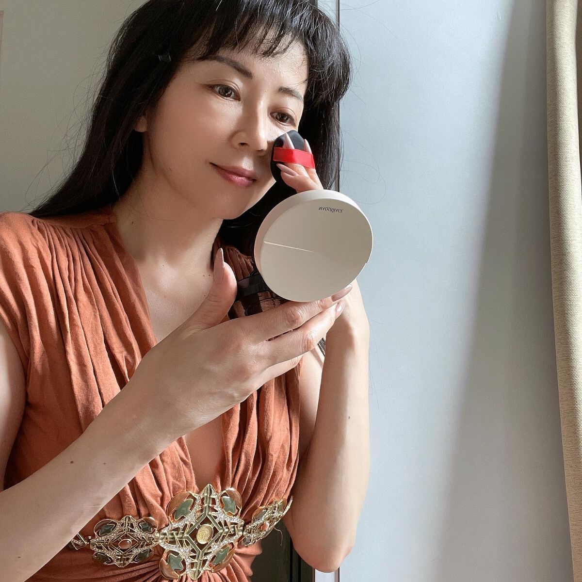 Shiho Arai on LIPS 「・・マキアージュ ドラマティッククッションジェリー 使っていま..」(4枚目)