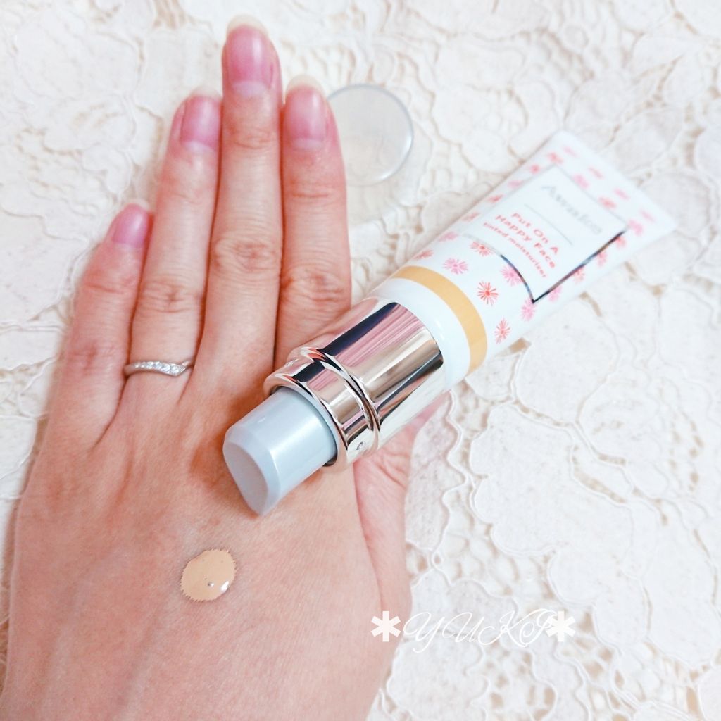 プットオンアハッピーフェイス ティンティド モイスチュアライザー/Awake/CCクリームを使ったクチコミ（2枚目）