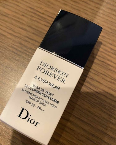 ディオールスキン フォーエヴァー＆エヴァー ベース SPF20／PA++/Dior/化粧下地を使ったクチコミ（1枚目）