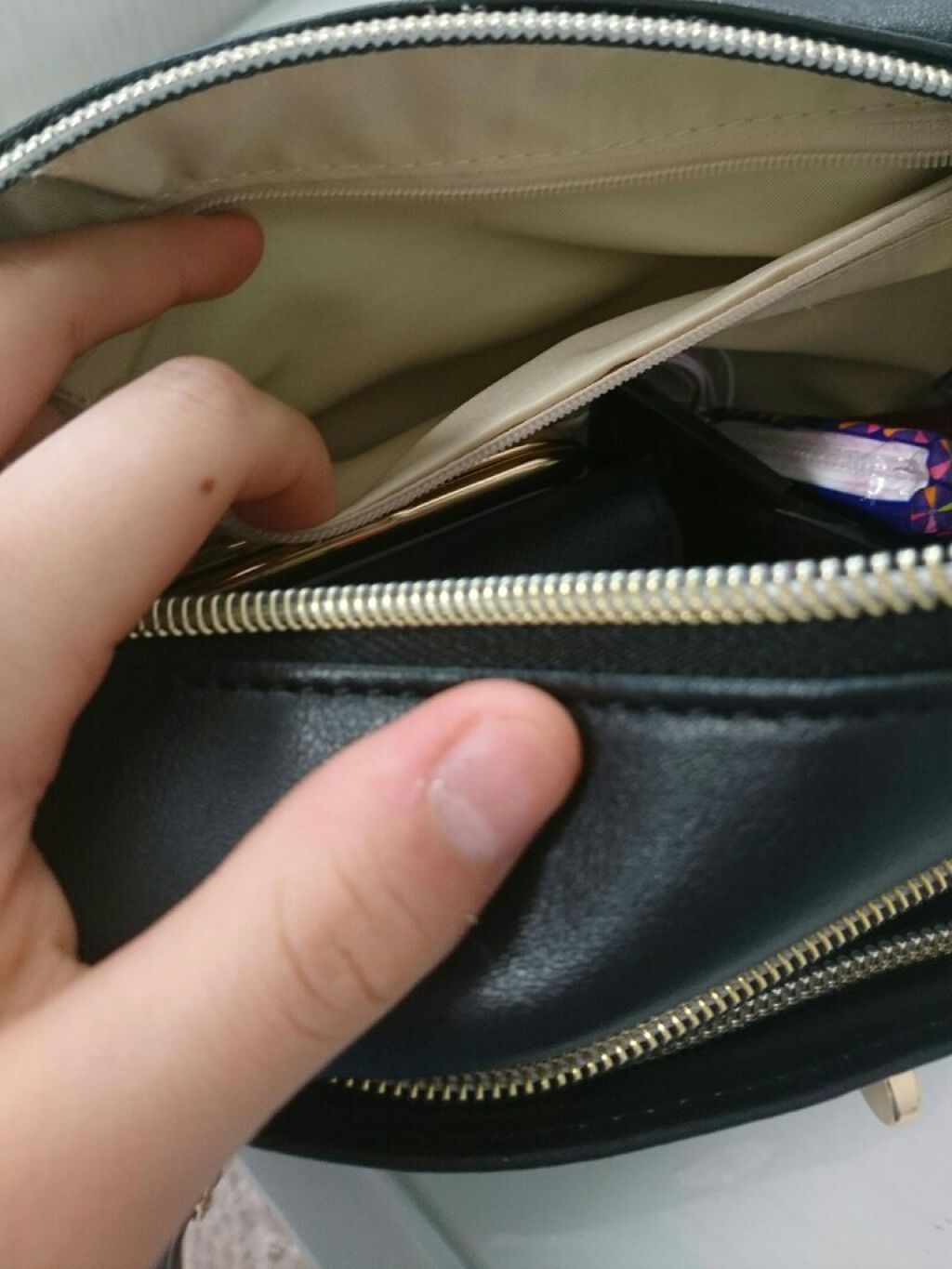 ããããŸðð on LIPS ãã«ãã³ã®äžèº«ç޹ä»ïŒïŒæãªã®ã§ãããŸããâŠðïŒã«ãã³âŠããŸããã§..ãïŒ6æç®ïŒ