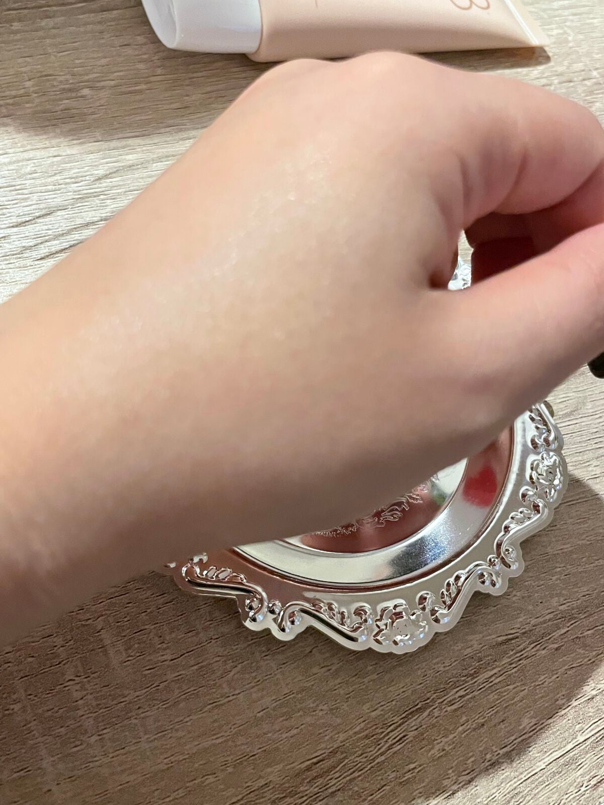 3番 ノーファンデ陶器肌トーンアップクリーム/numbuzin/化粧下地を使ったクチコミ(3枚目)