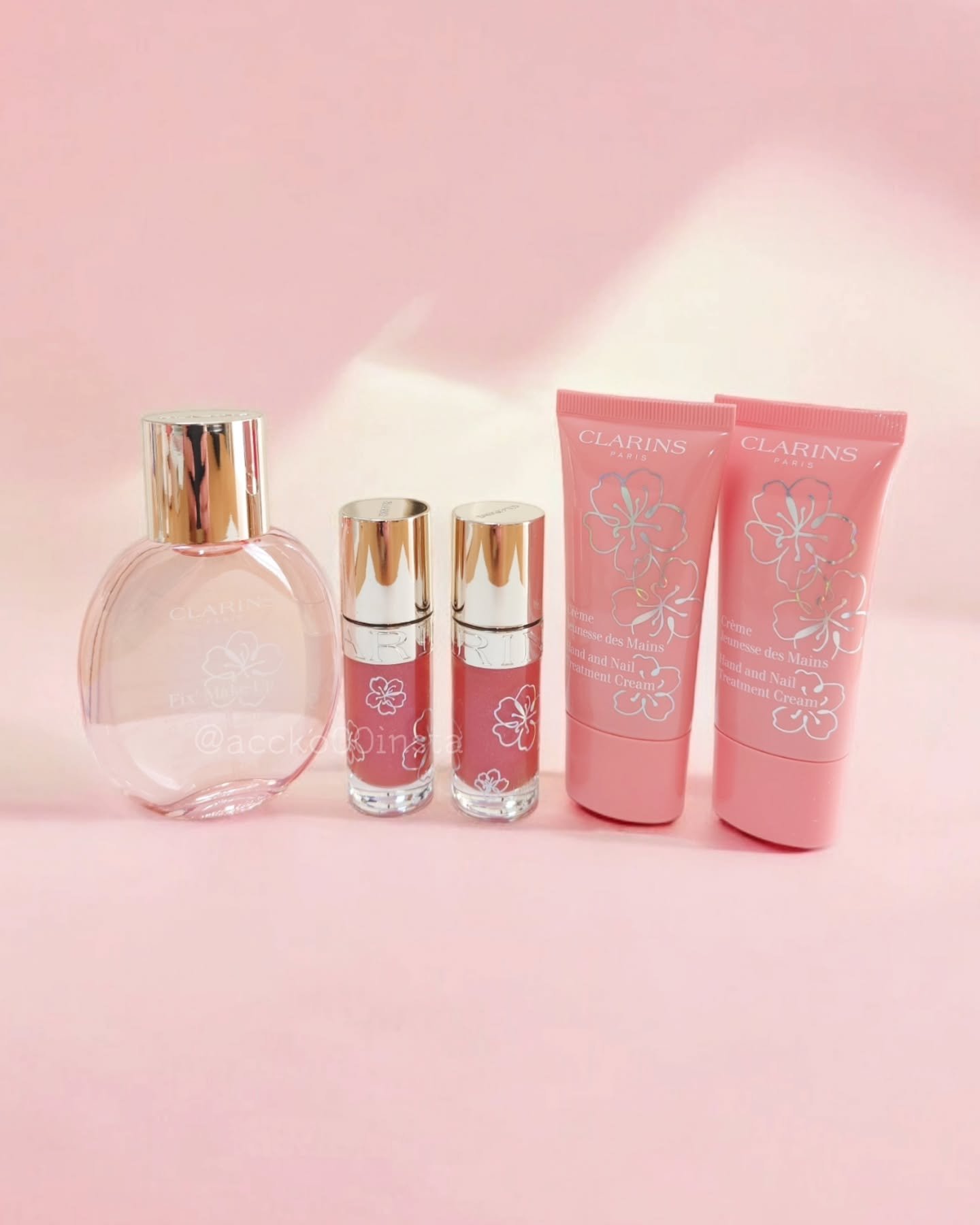 ハンド／ネイル トリートメント クリーム 30mL（フェアリー ブロッサム）/CLARINS/ハンドクリームを使ったクチコミ（1枚目）