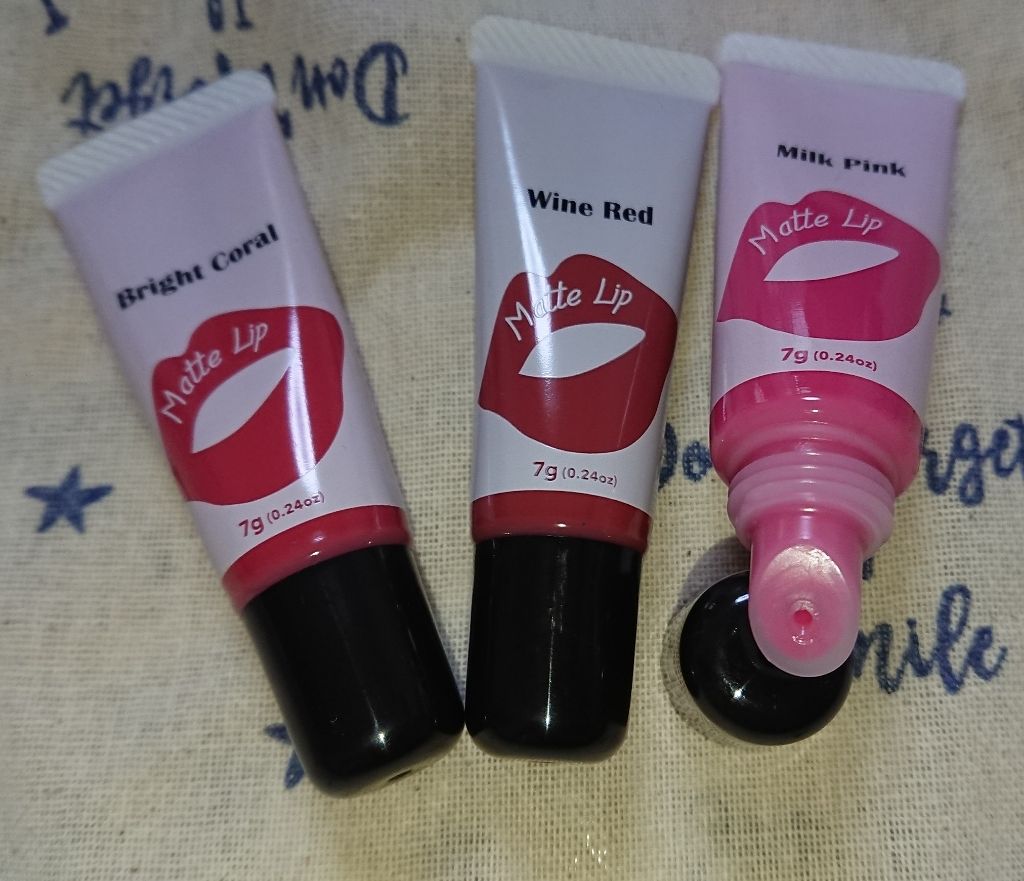マットリップD/DAISO/口紅を使ったクチコミ(3枚目)