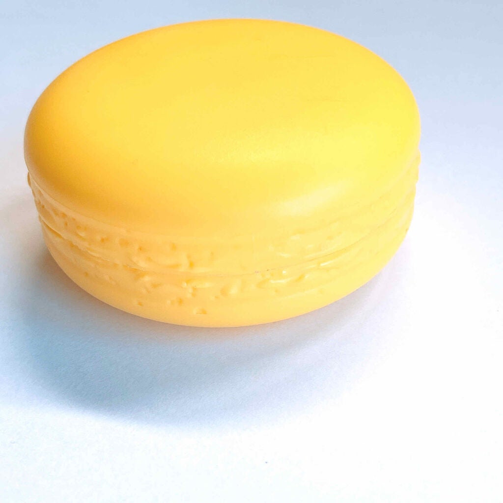 マカロンリップバーム/It's skin/リップバームを使ったクチコミ(1枚目)