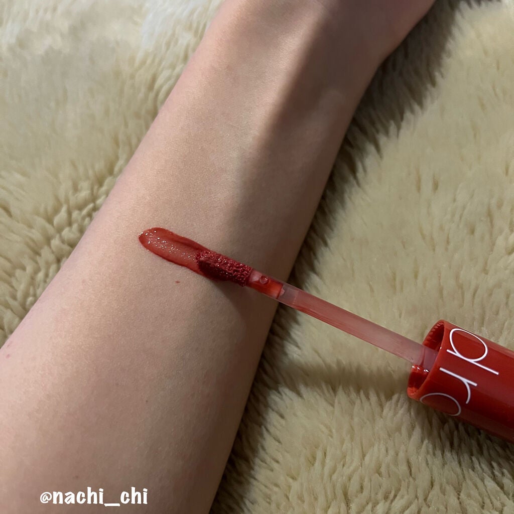 ジューシーラスティングティント/rom&nd/リップティントを使ったクチコミ(3枚目)