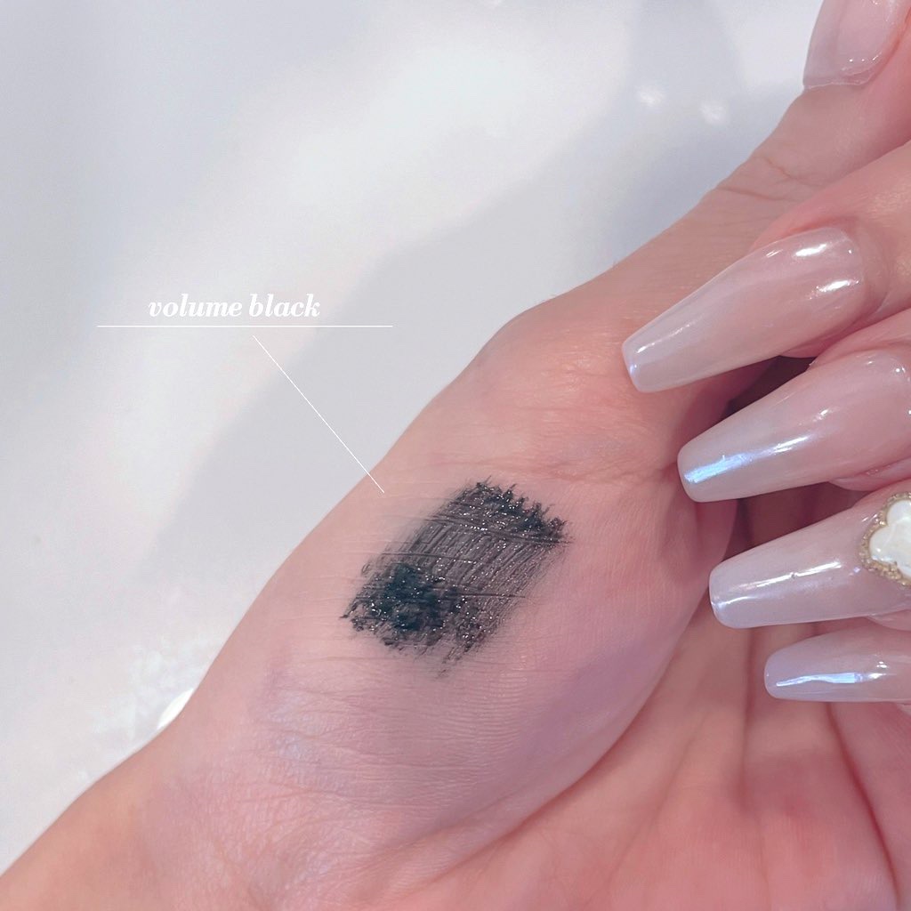 カールフィックスマスカラ ボリュームブラック/ETUDE/マスカラを使ったクチコミ（2枚目）