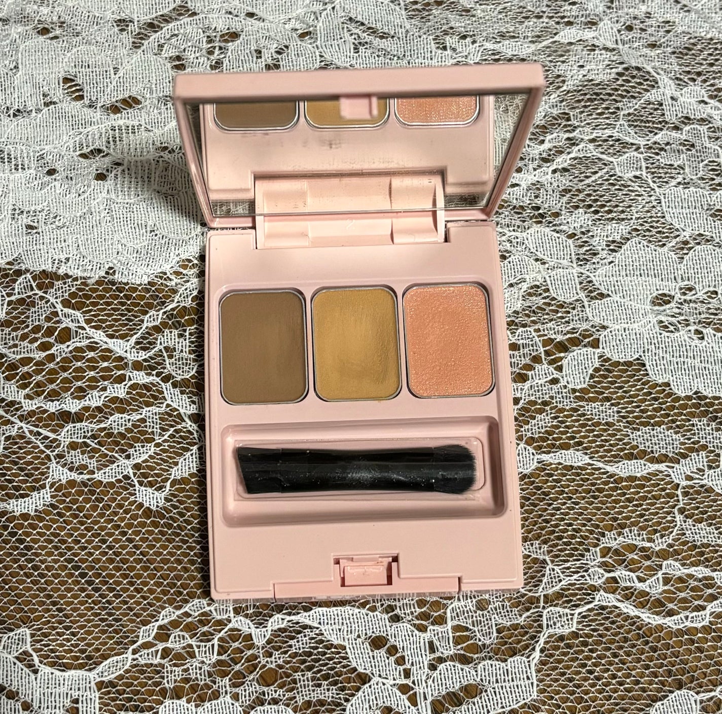 フーミー アイブロウパウダー/WHOMEE/パウダーアイブロウを使ったクチコミ(1枚目)