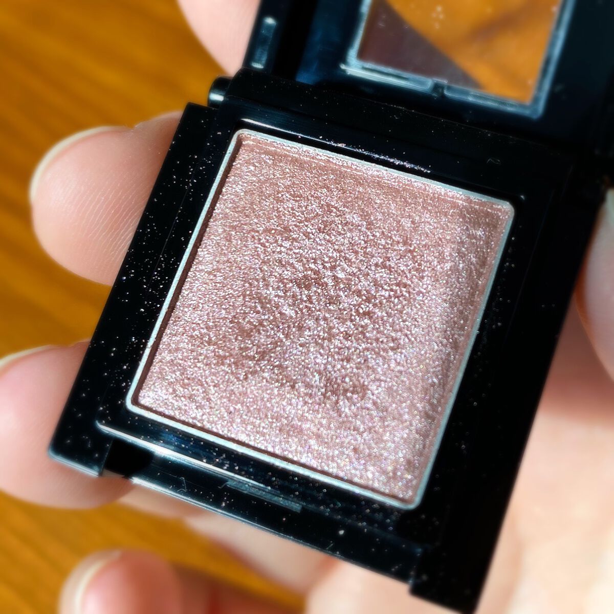 ヴィセ アヴァン シングルアイカラー/Visée/単色アイシャドウを使ったクチコミ(2枚目)