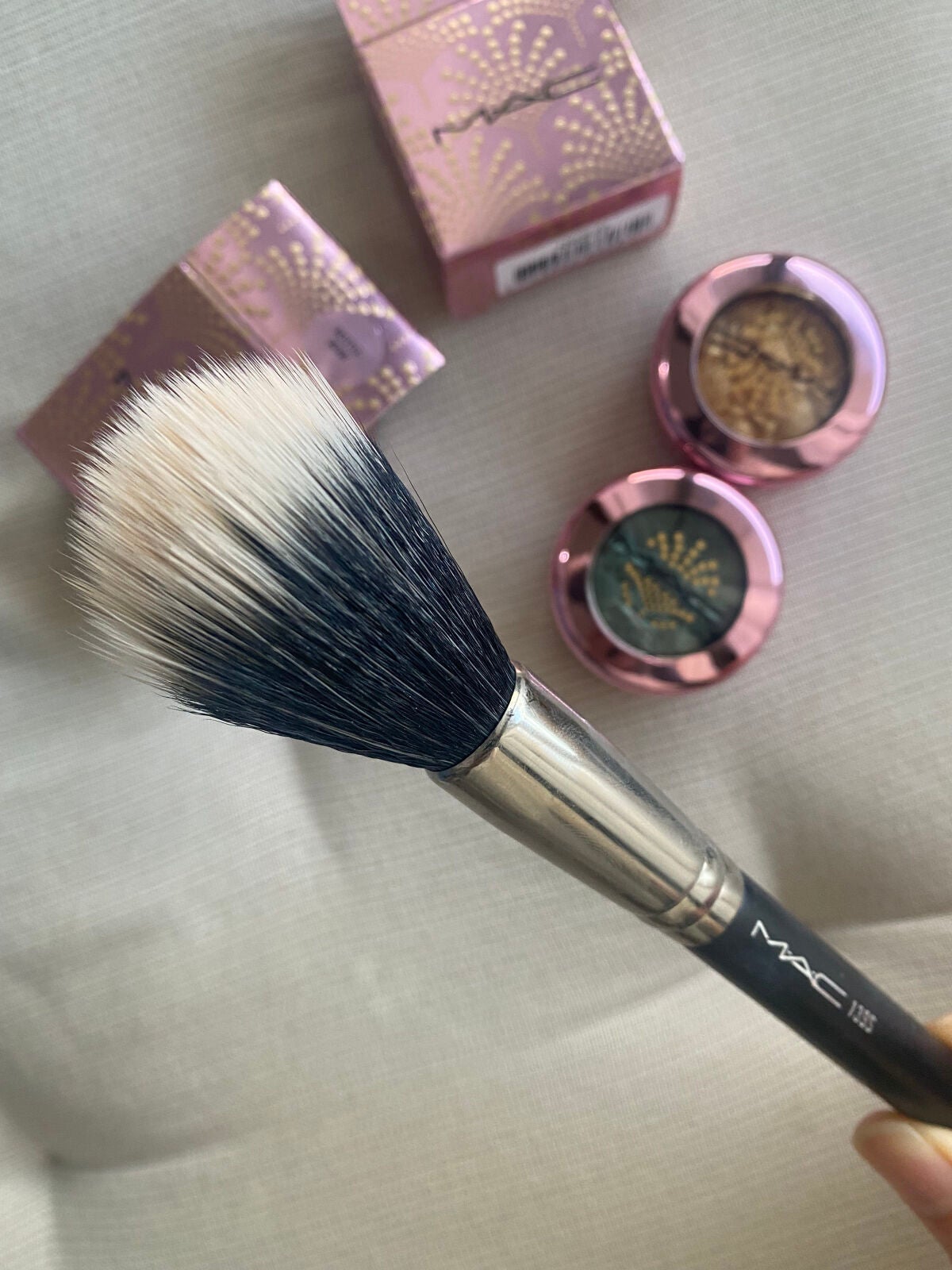 #188 スモール デュオ ファイバー フェイス ブラシ/M・A・C/メイクブラシを使ったクチコミ(2枚目)
