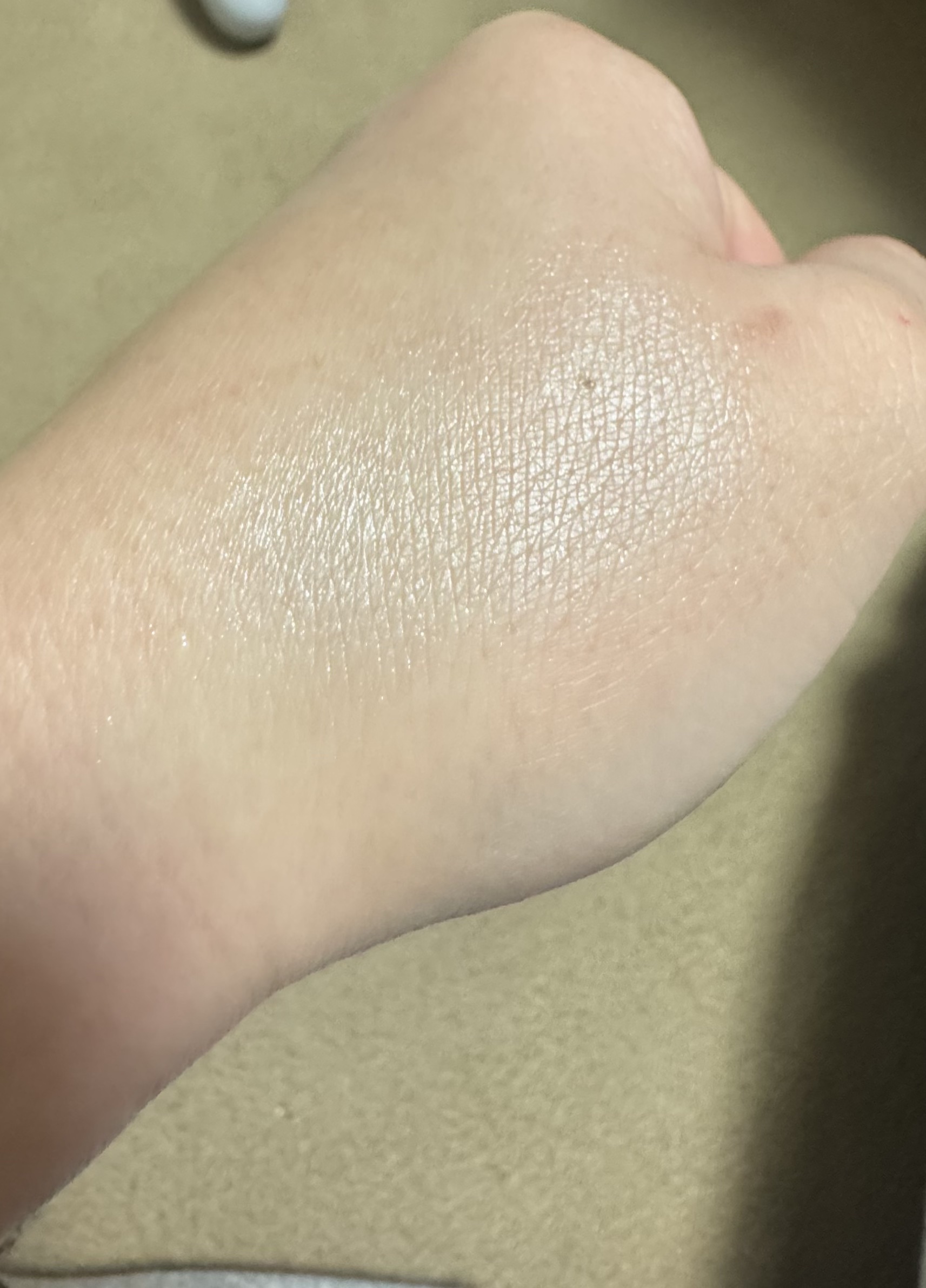 ハイライター L01 シャンパンゴールド/キャンメイク/パウダーハイライトを使ったクチコミ（3枚目）