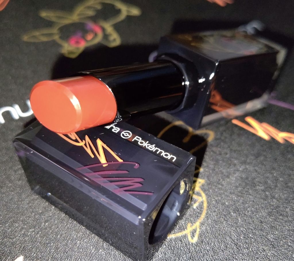 ルージュ アンリミテッド ラッカーシャイン＜2019年クリスマスコフレ限定＞/shu uemura/口紅を使ったクチコミ（2枚目）