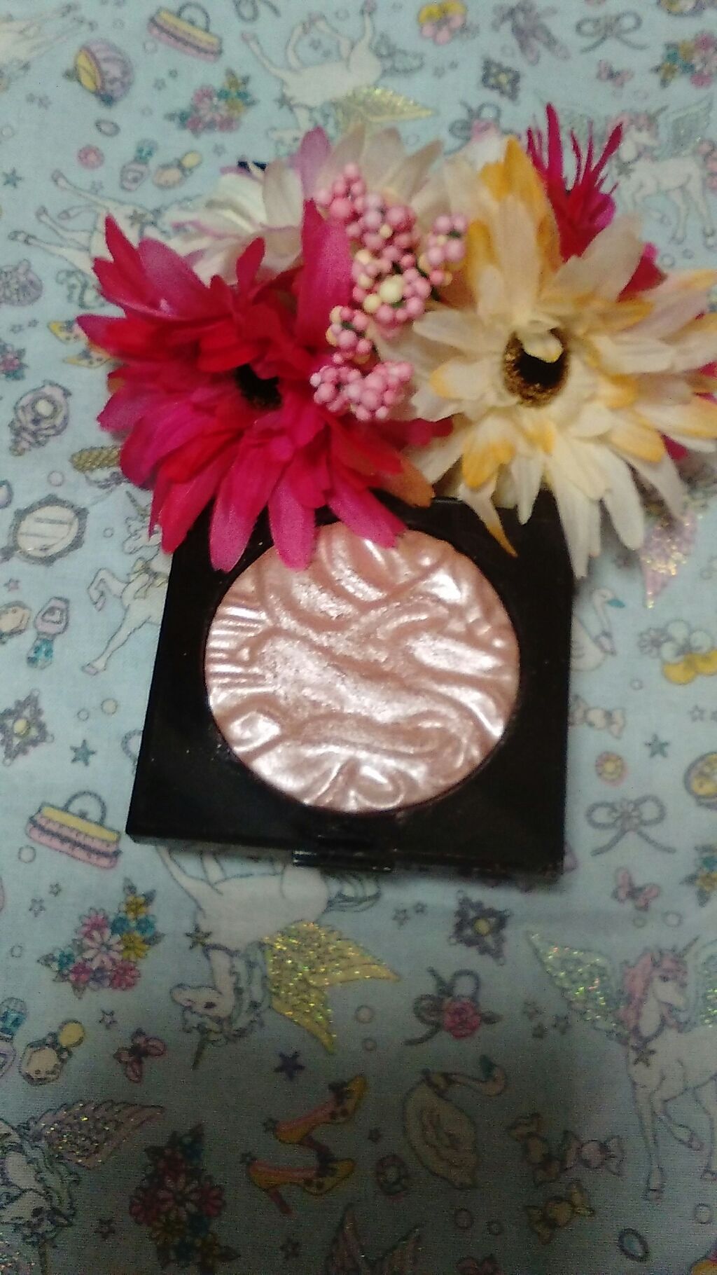 フェイスイルミネーター/ローラ メルシエ/パウダーハイライトを使ったクチコミ（2枚目）