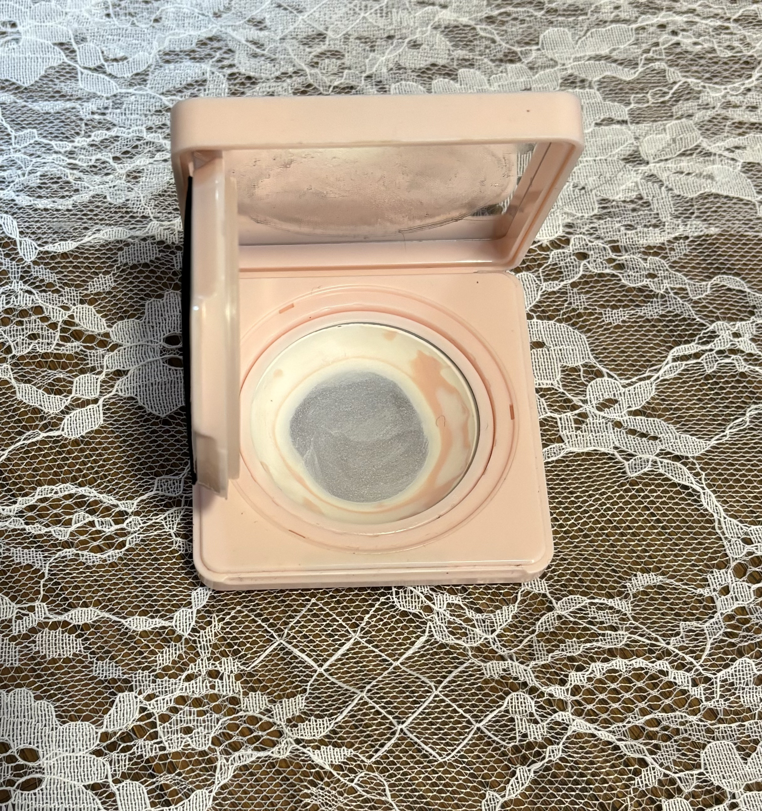 スキン PFCT コンパクト クリーム Ｎ/GIVENCHY/化粧下地を使ったクチコミ（3枚目）