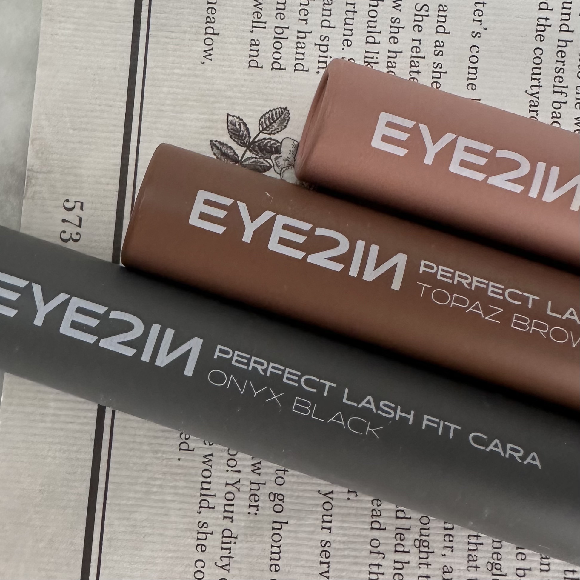 パーフェクトラッシュフィットカラ/EYE2IN/マスカラを使ったクチコミ（3枚目）