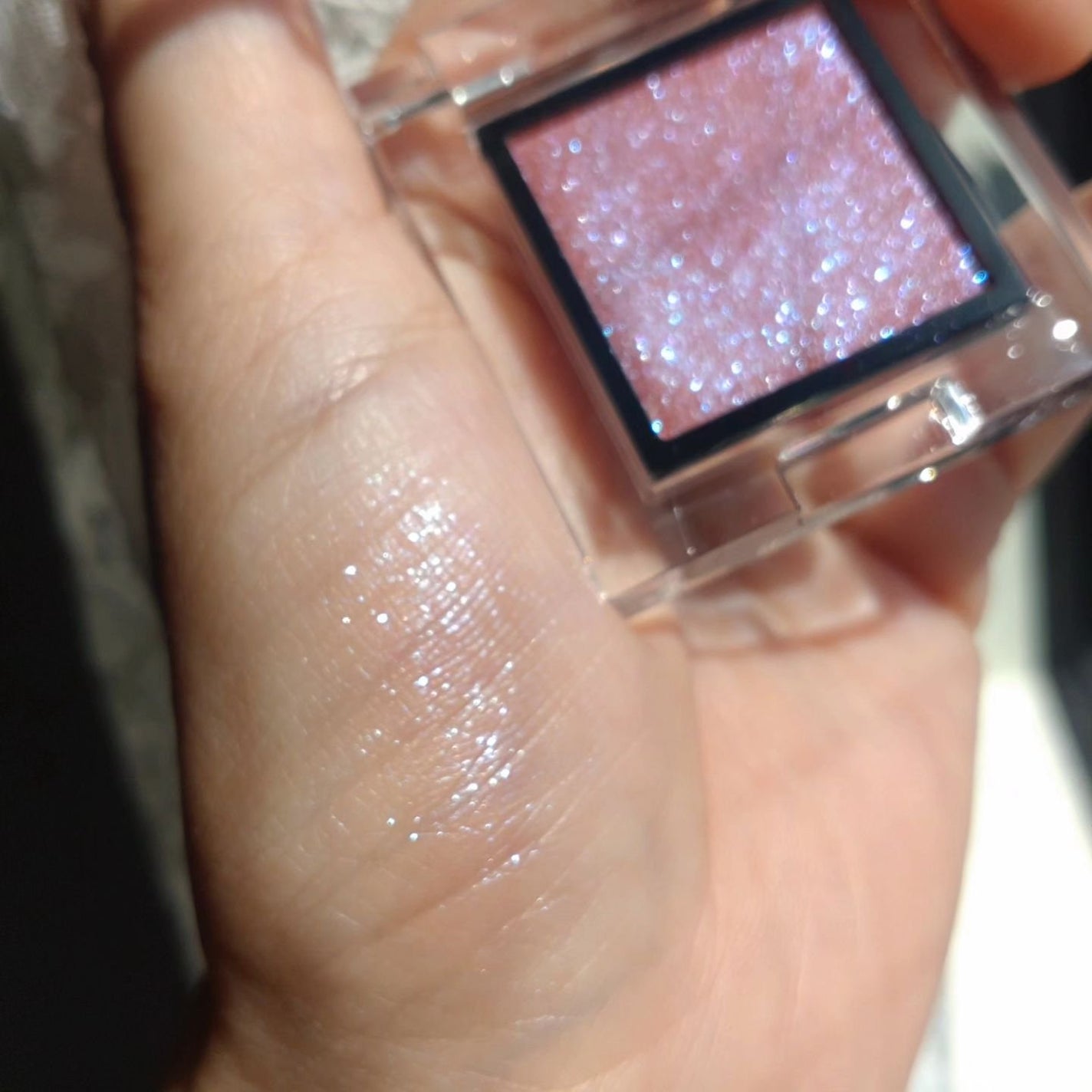 アディクション ザ アイシャドウ プリズム/ADDICTION/単色アイシャドウを使ったクチコミ(6枚目)