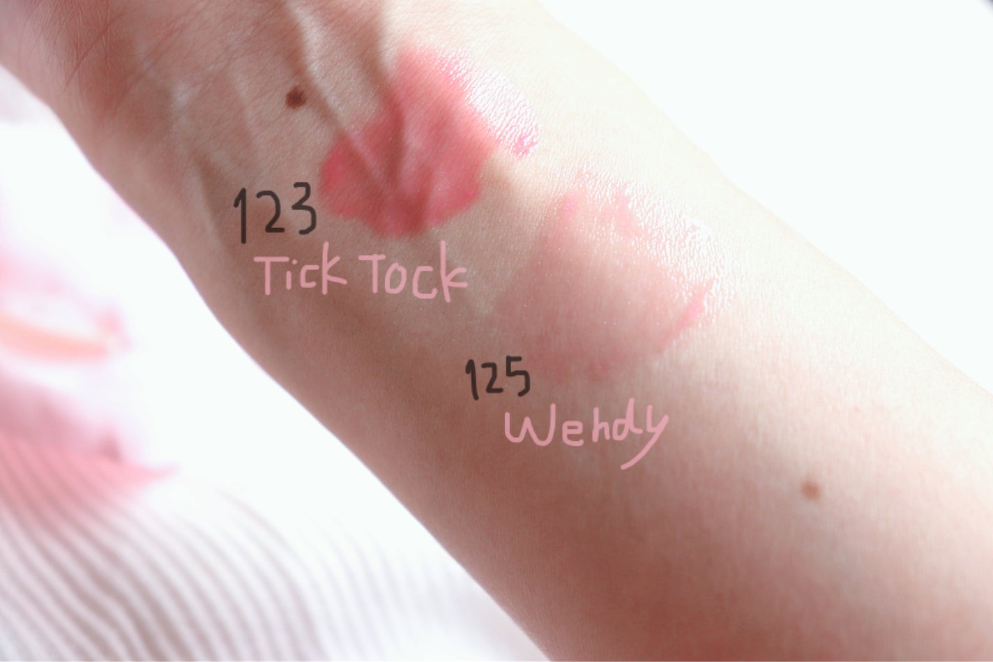 ボリュームパールキッスグロス/Dinto/リップグロスを使ったクチコミ(2枚目)