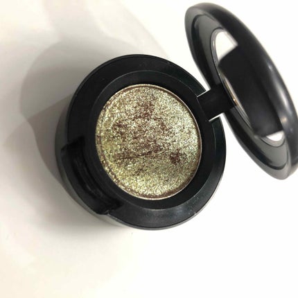 ダズルシャドウ/M・A・C/単色アイシャドウを使ったクチコミ(1枚目)