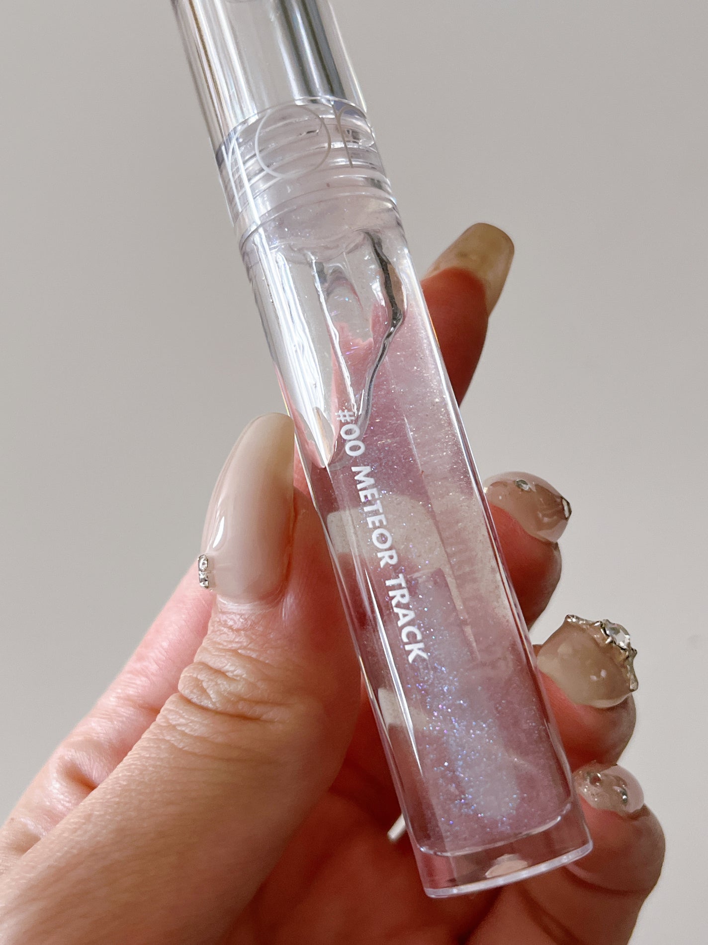 グラスティングウォーターグロス/rom&nd/リップグロスを使ったクチコミ(2枚目)