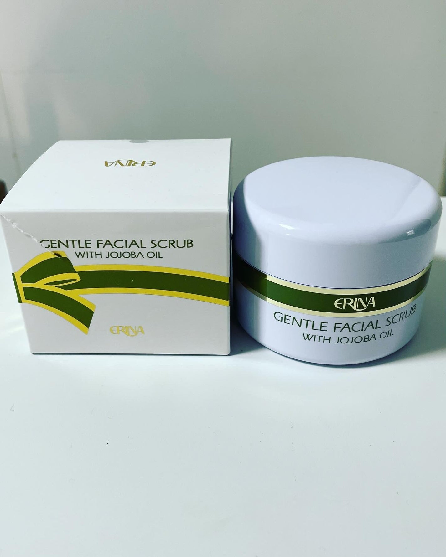 ほわほわ⭐︎フォロバ100% on LIPS 「エリナ フェーシャルスクラブクリーム M乾燥肌・敏感肌用 美容..」(1枚目)