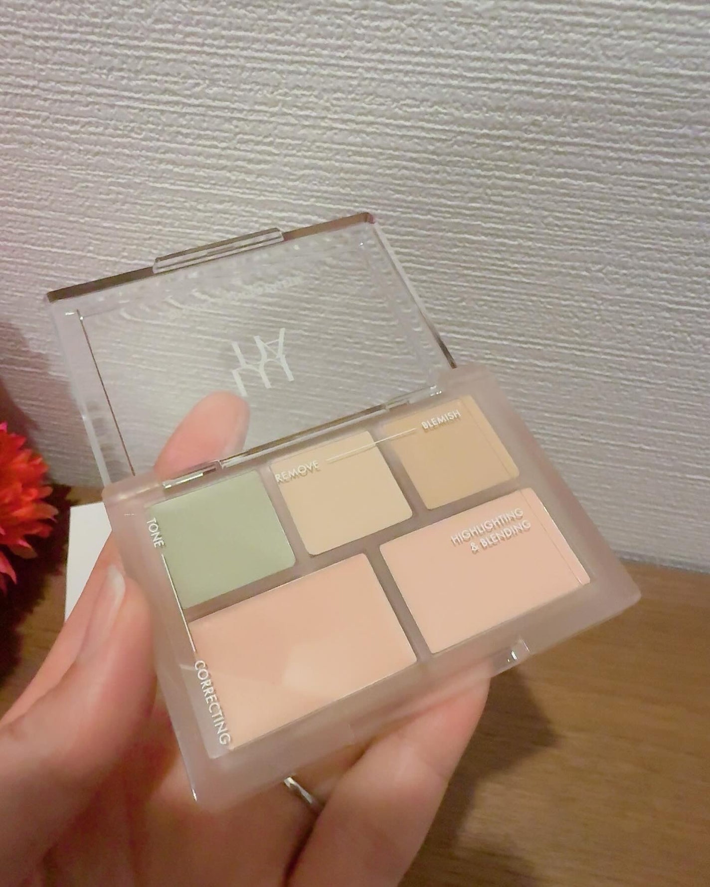 コンシールブレンダーパレット/LUNA/パレットコンシーラーを使ったクチコミ(3枚目)