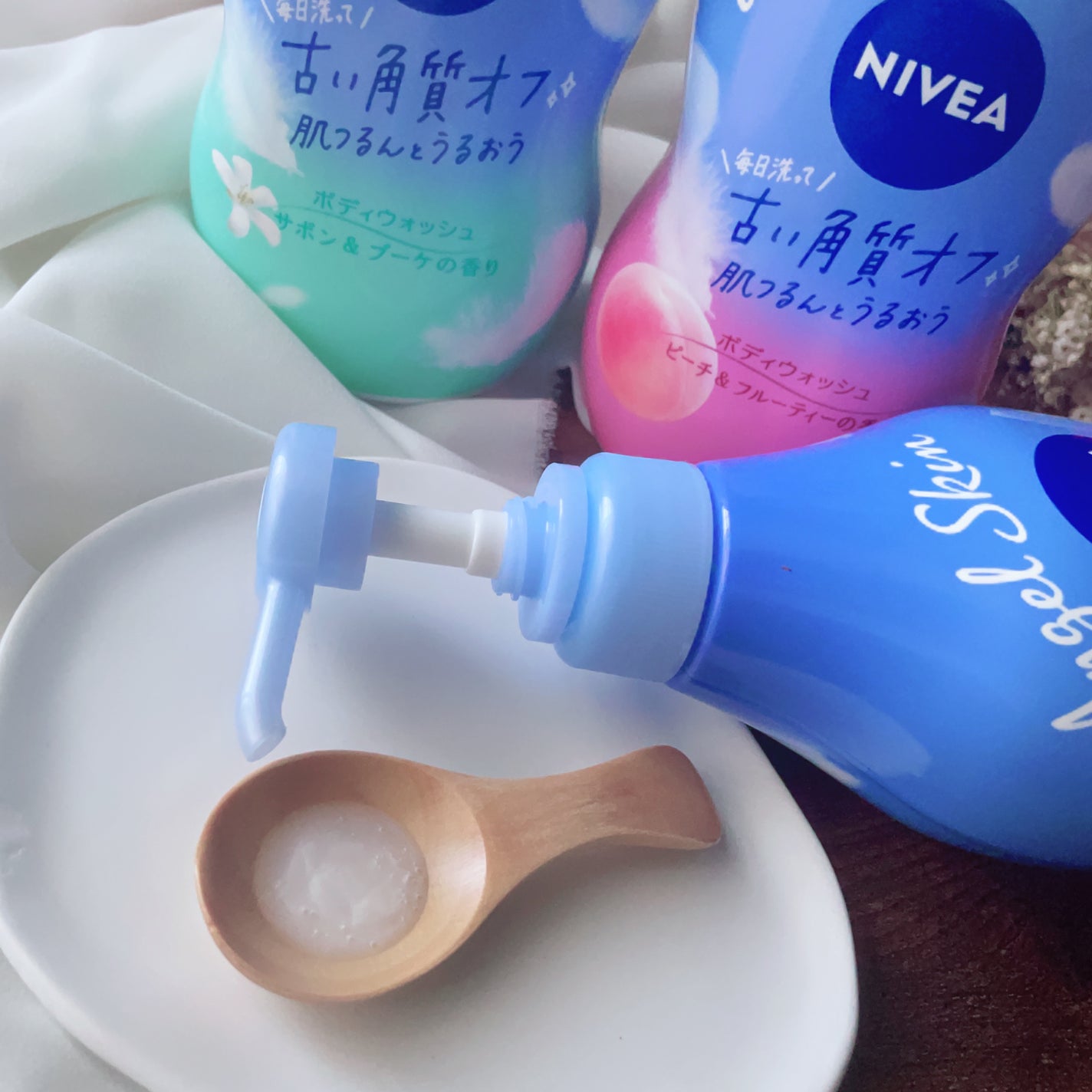 エンジェルスキン ボディウォッシュ サボン&ブーケの香り/ニベア/ボディソープを使ったクチコミ(2枚目)