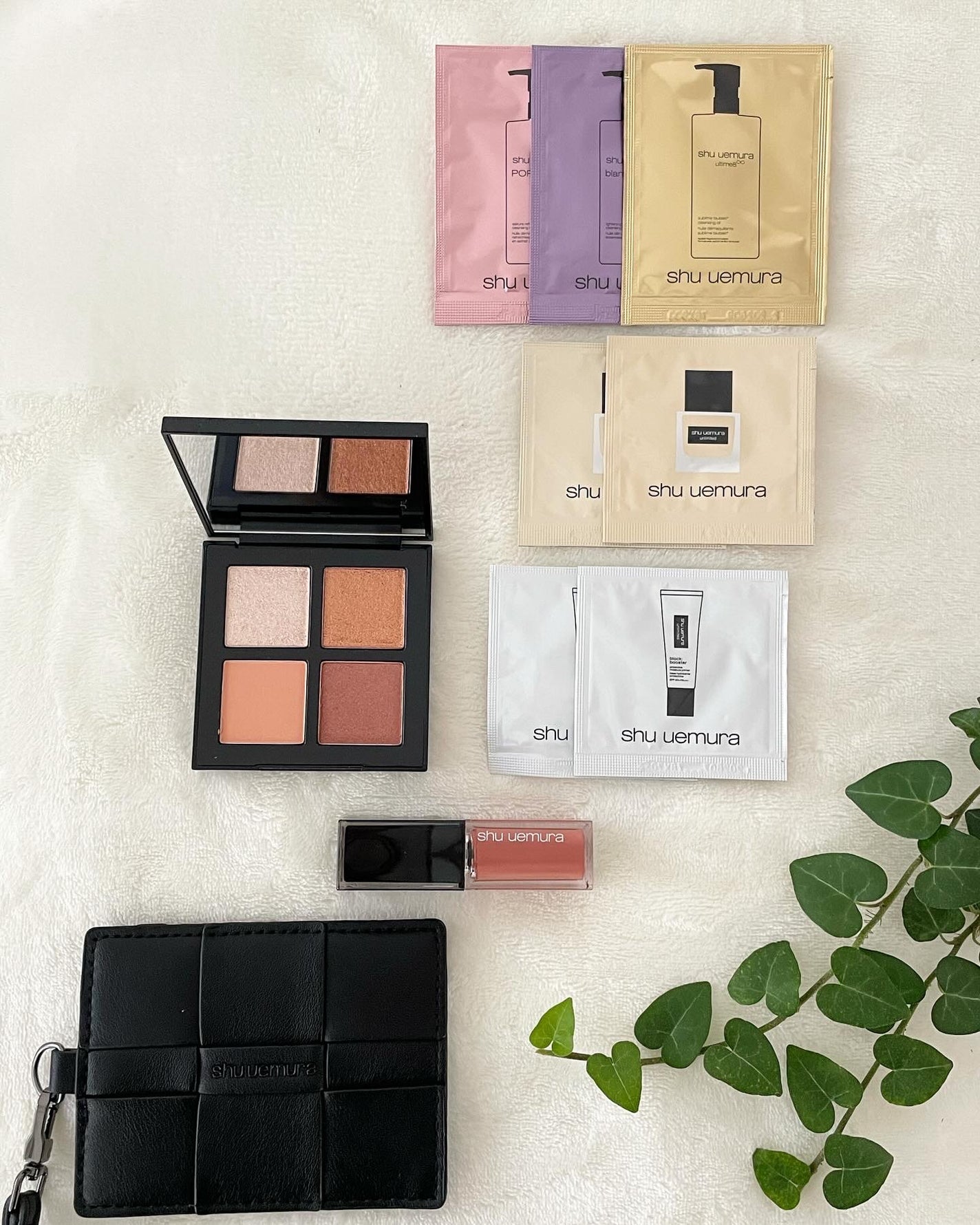 (旧)キヌルージュ クリーム/shu uemura/口紅を使ったクチコミ(5枚目)