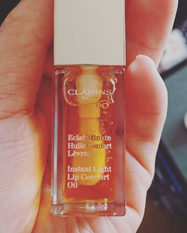 コンフォート リップオイル /CLARINS/リップグロスを使ったクチコミ（1枚目）