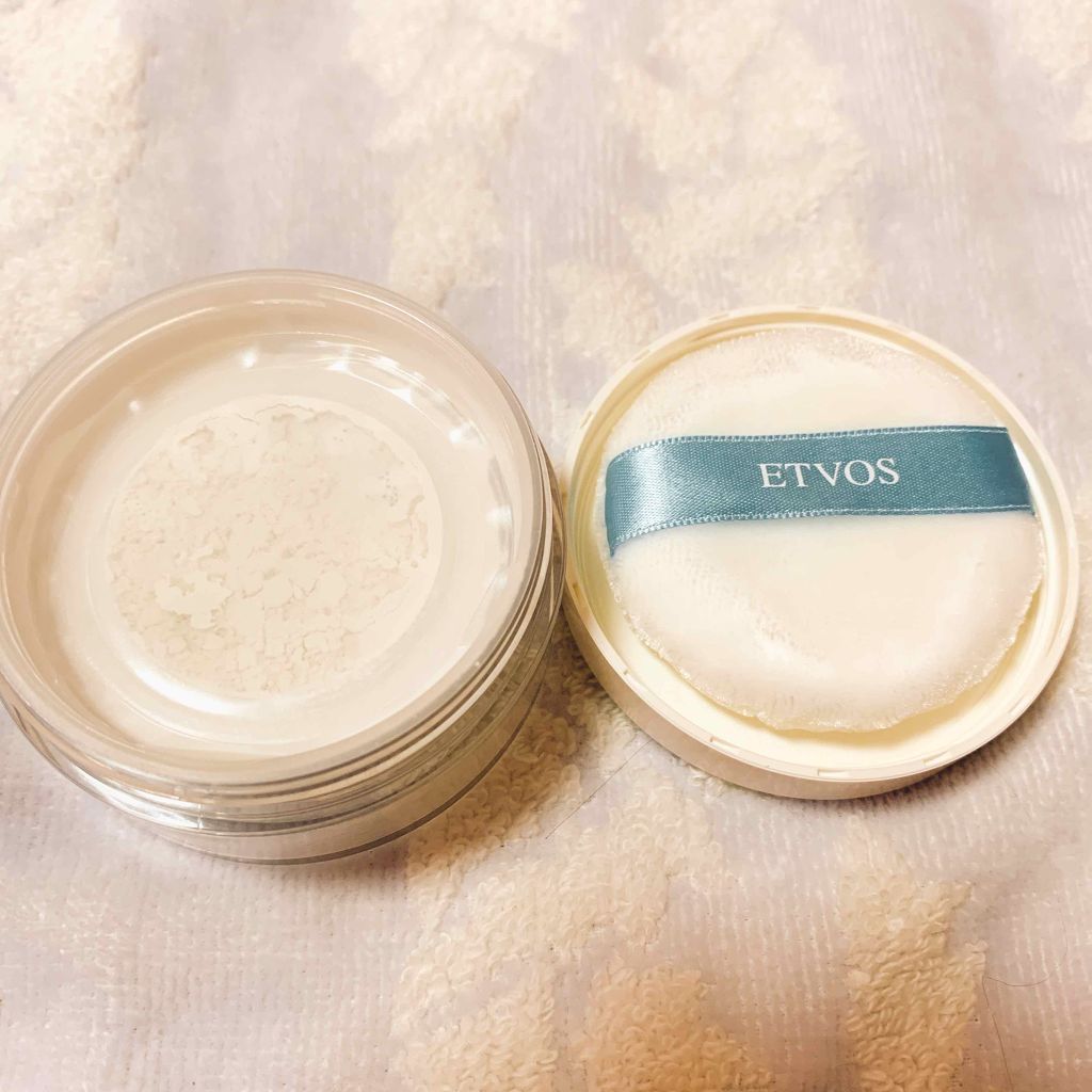 ミネラルUVボディパウダー(旧)/エトヴォス/ボディパウダーを使ったクチコミ（3枚目）