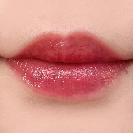 ムードインハンサーウォーターリキッドグロウ W013 アディクティド/hince/口紅を使ったクチコミ(2枚目)