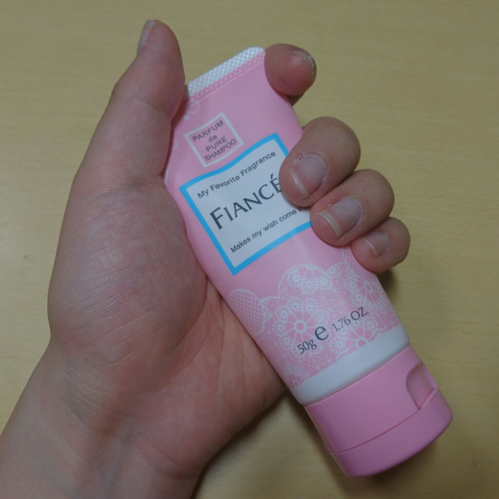 ハンドクリーム ピュアシャンプーの香り/フィアンセ/ハンドクリームを使ったクチコミ(1枚目)