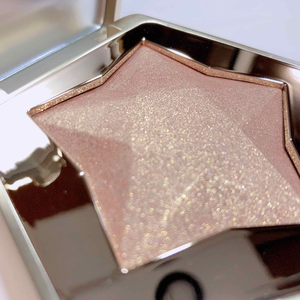 スターダストダイヤモンドハイライトパウダー/PERFECT DIARY/パウダーハイライトを使ったクチコミ(2枚目)