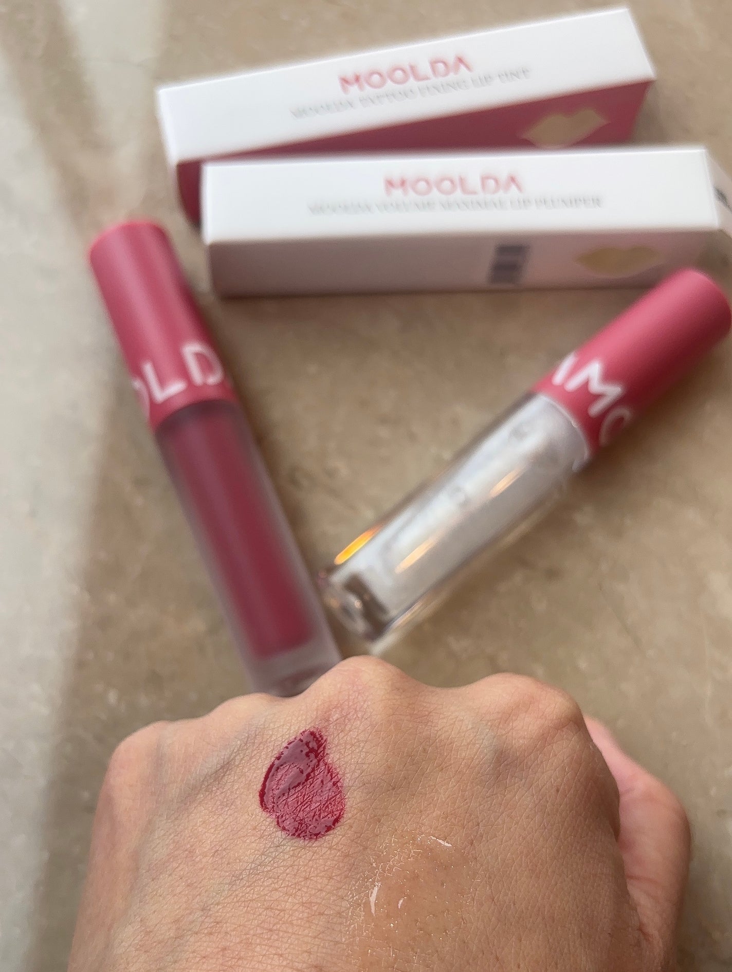 タトゥーフィクシングリップティント/MOOLDA/リップティントを使ったクチコミ(5枚目)