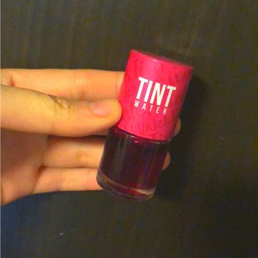 ペリペラのティントウォーター

# 2 ピンクジュース

塗ってみると自然な感じで少しずつ発色していきました！

ベタ付き感があまりなく唇にもしっかり色が定着していい感じでした☺️