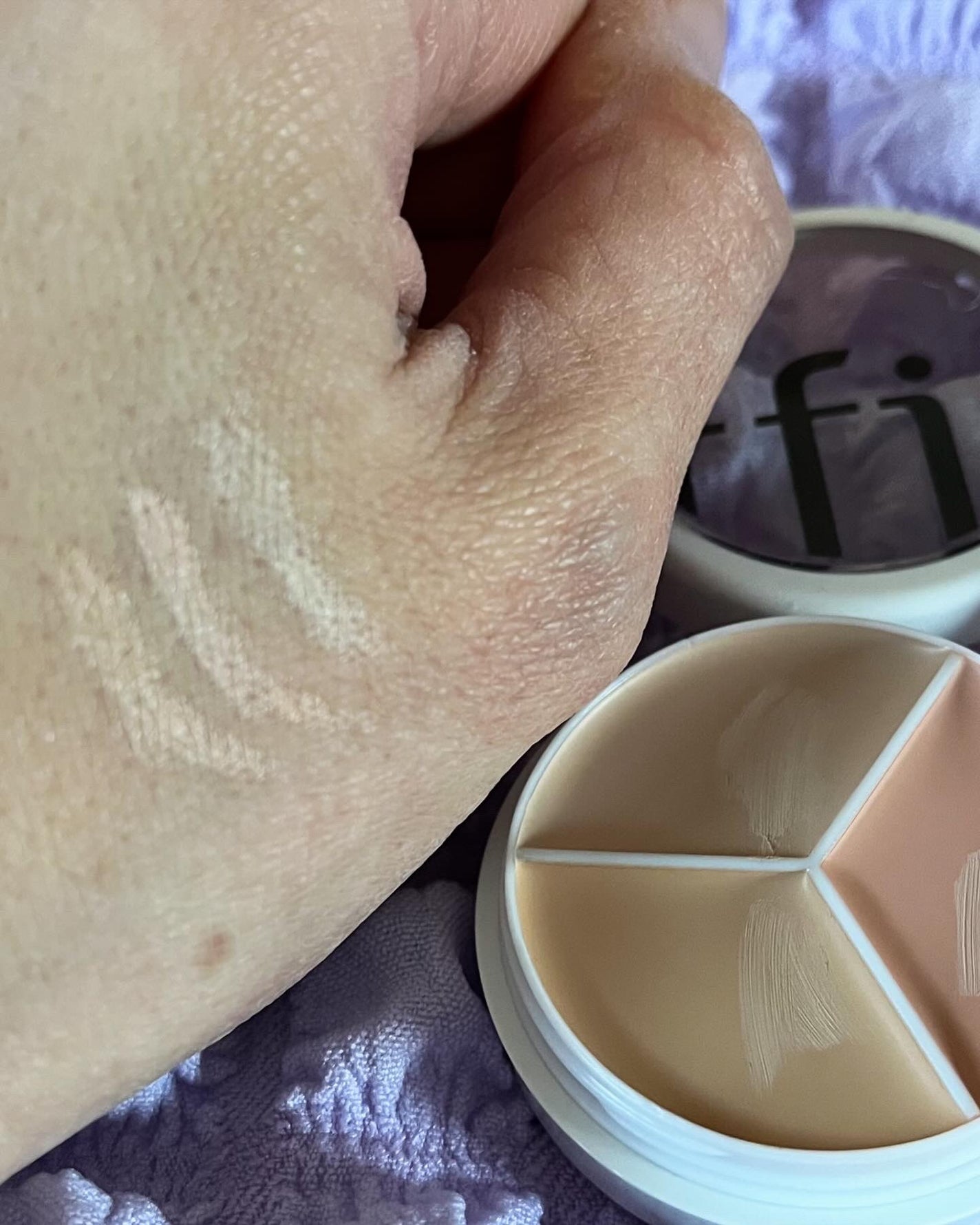 カバーアッププロコンシーラー/TFIT/パレットコンシーラーを使ったクチコミ(3枚目)