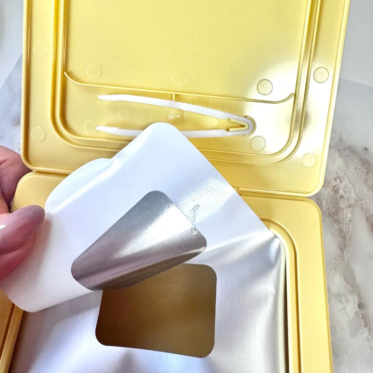 ディープ ビタC デイリー クイック マスク/MEDICUBE/シートマスク・パックを使ったクチコミ（2枚目）