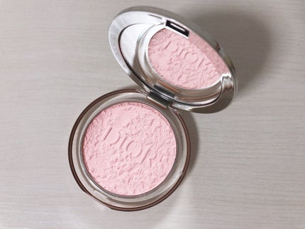 ディオールスキン ミネラル ヌード グロウ パウダー/Dior/プレストパウダーを使ったクチコミ(2枚目)