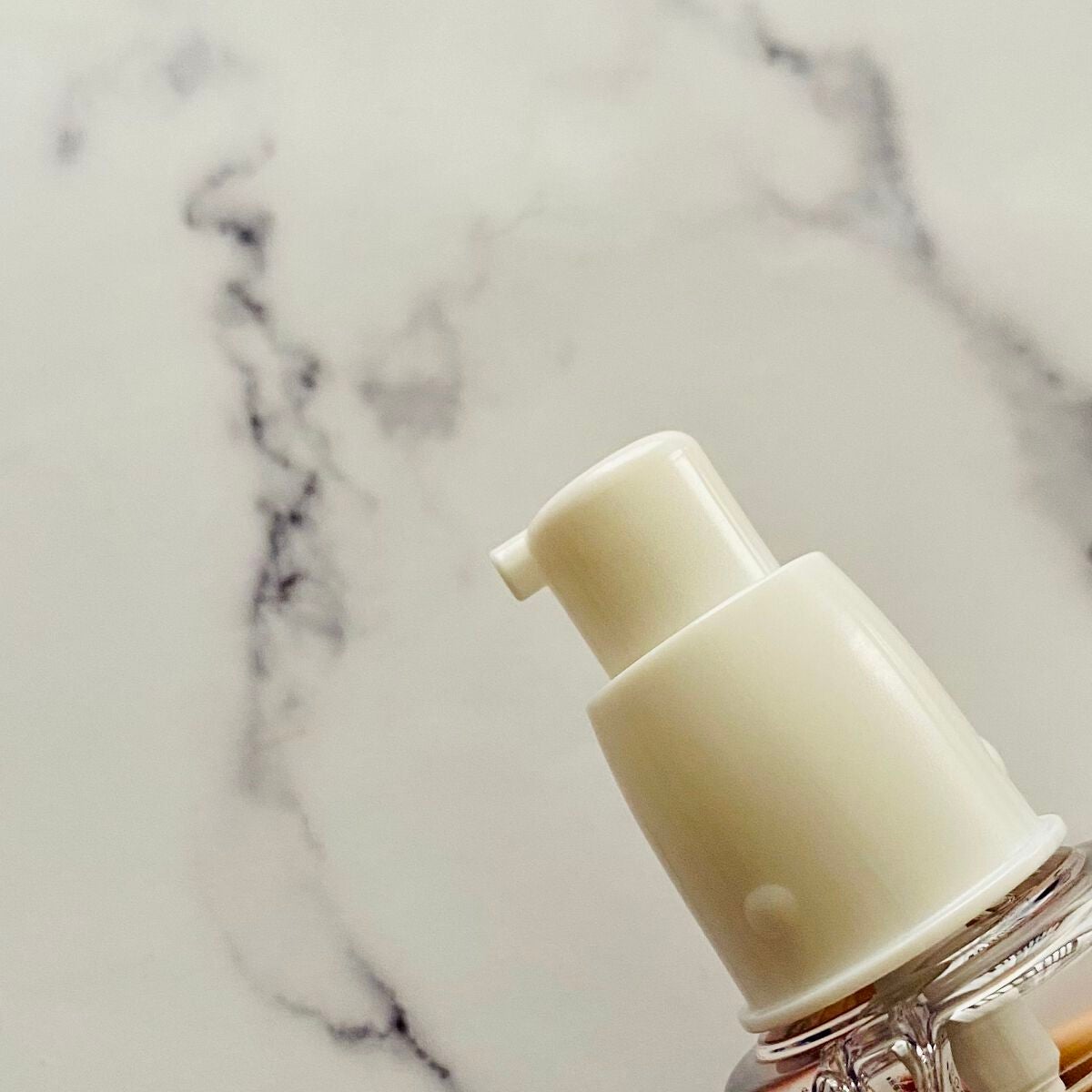 カンダンバリア エッセンス/d プログラム/美容液を使ったクチコミ(4枚目)