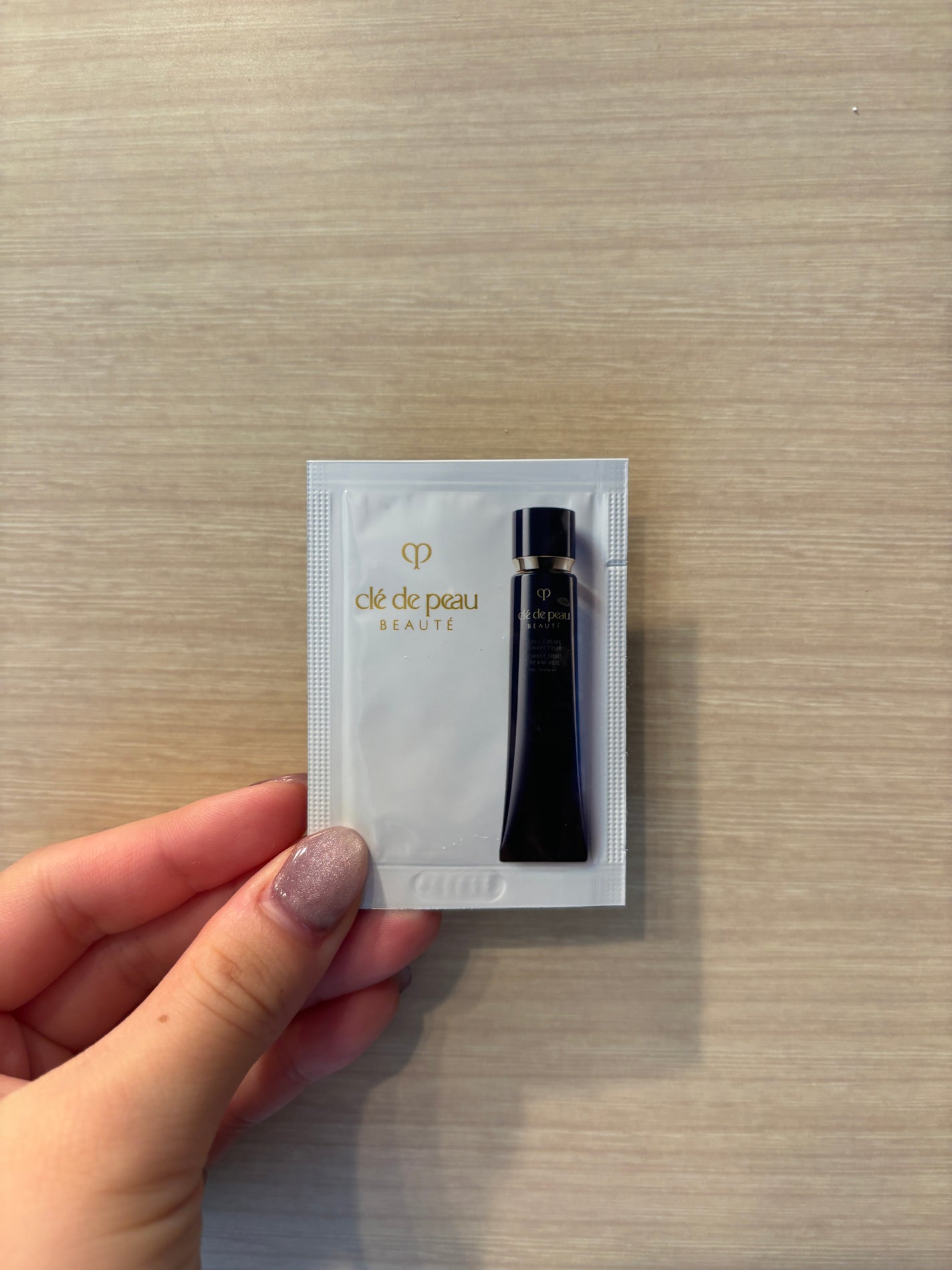 ちょこ on LIPS 「特にテカリにくいとかは感じない..」(1枚目)