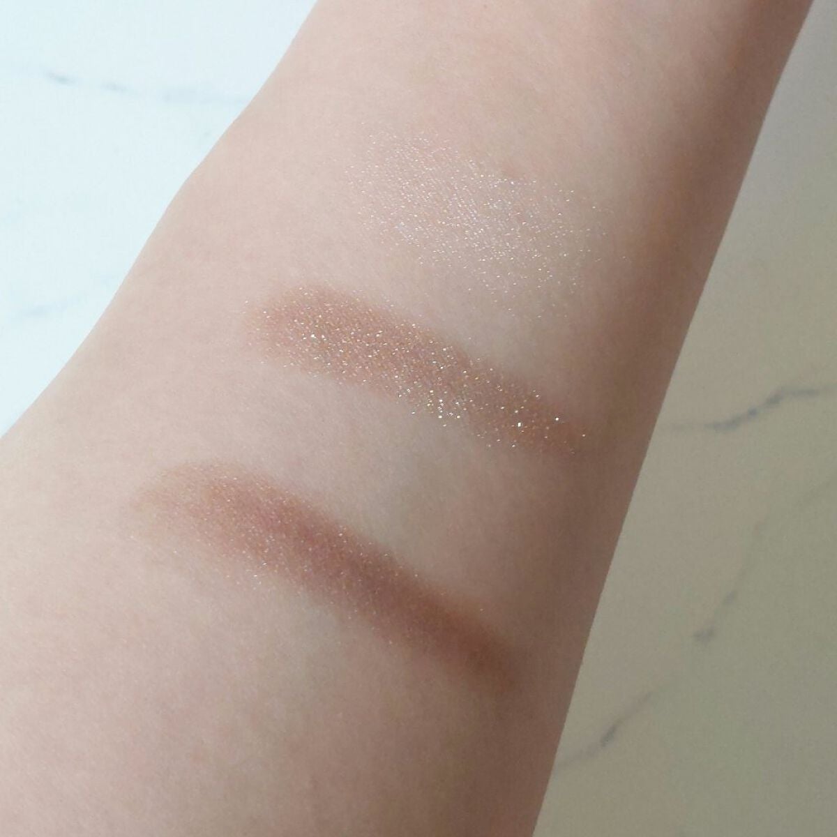 トーンアップアイシャドウ/CEZANNE/アイシャドウパレットを使ったクチコミ(2枚目)