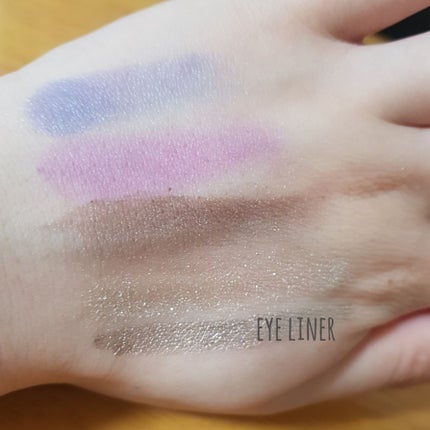 メタリックライナー/LUNASOL/リキッドアイライナーを使ったクチコミ(2枚目)