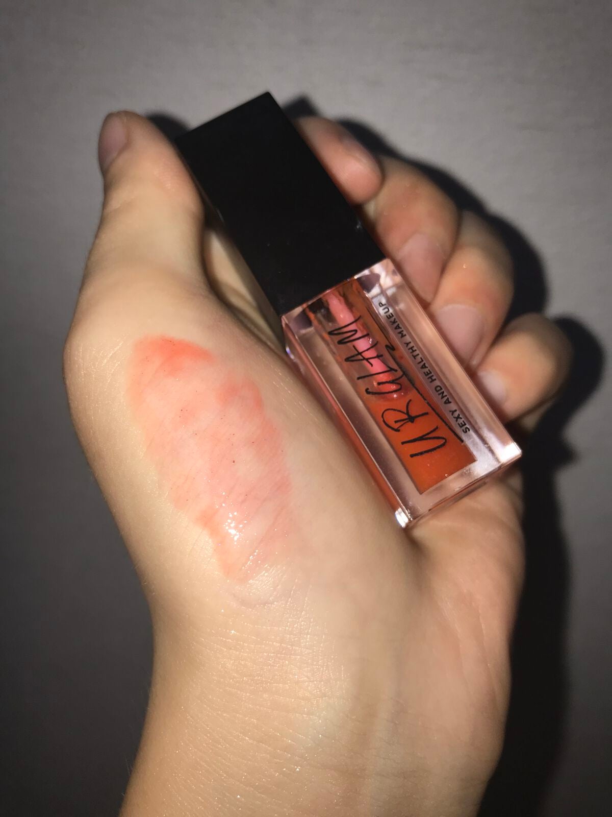 UR GLAM LIP OIL/U R GLAM/リップグロスを使ったクチコミ(1枚目)