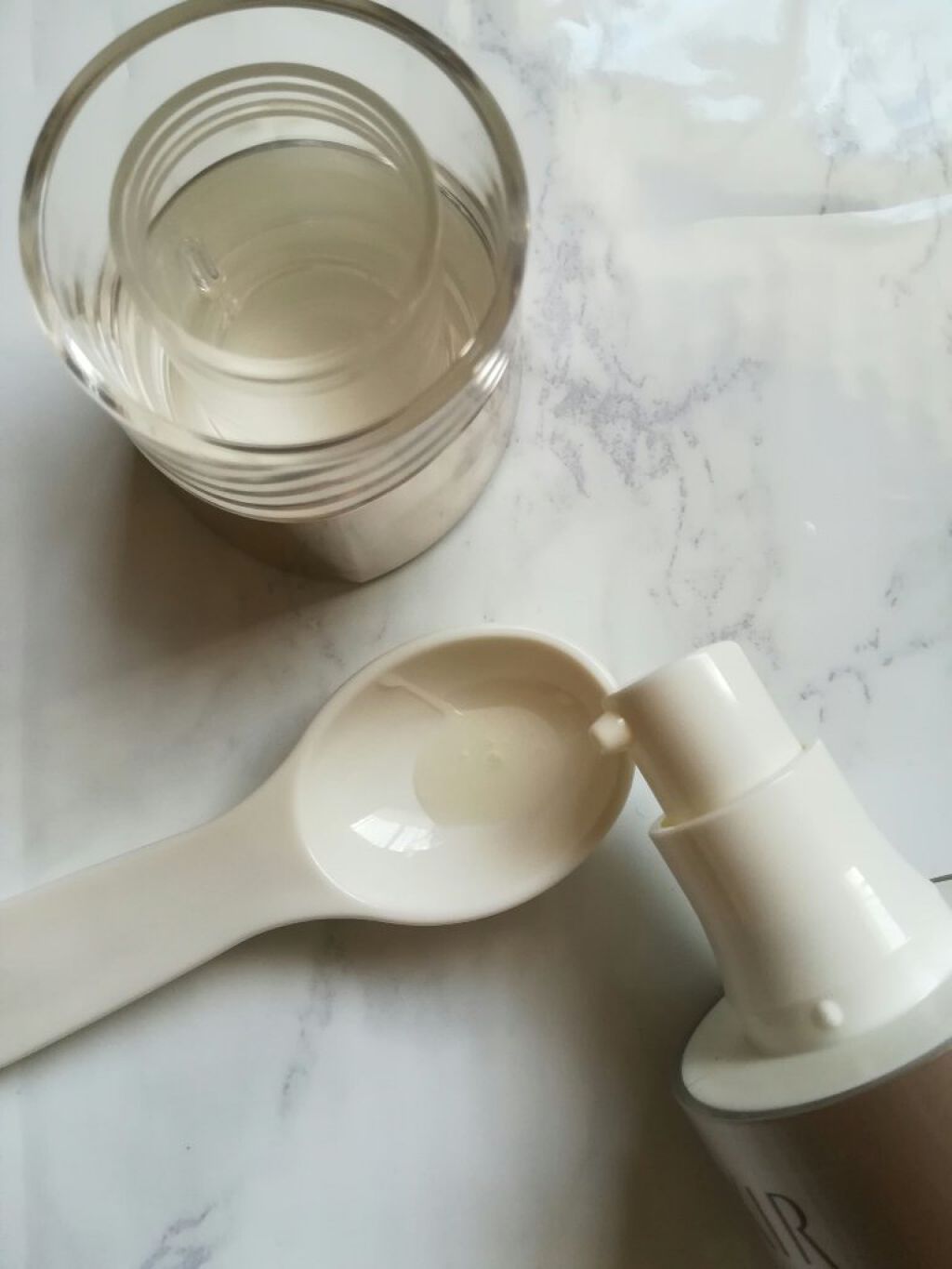 エリクシール シュペリエル デザインタイム セラム/エリクシール/美容液を使ったクチコミ（2枚目）