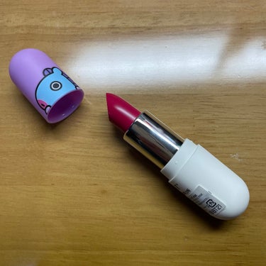 BT21 × VT Cosmetic リッピースティック 08 ストラックピンク/VT/口紅を使ったクチコミ（1枚目）